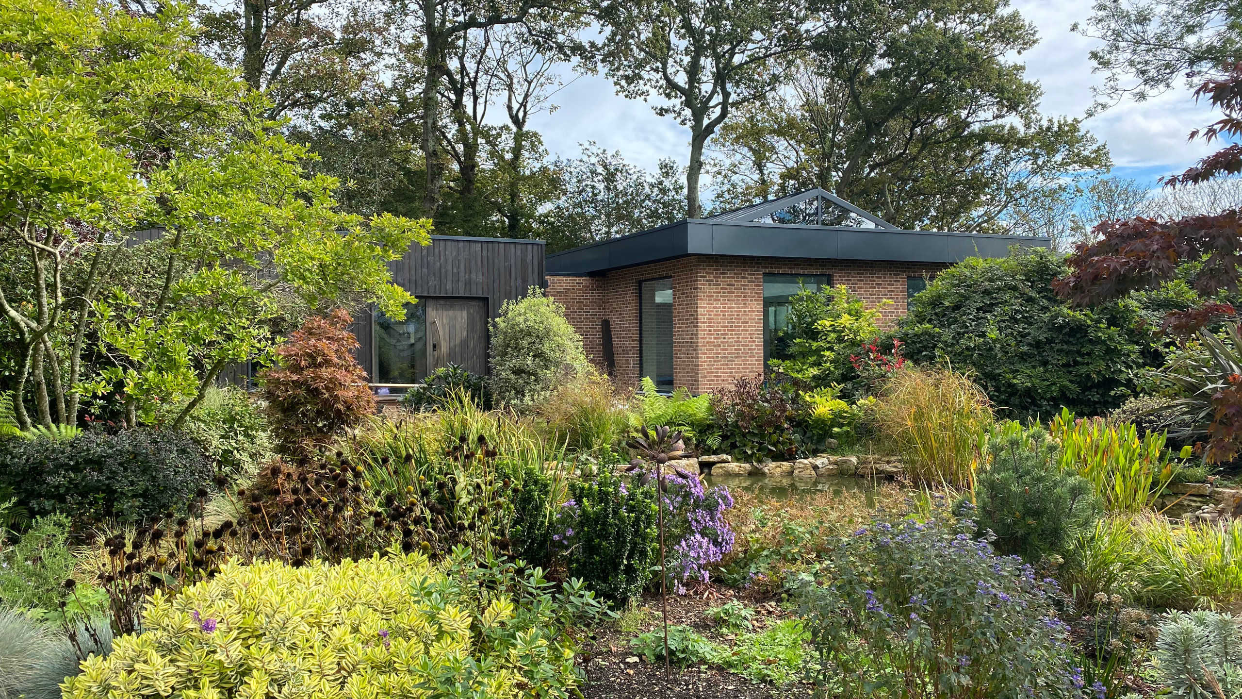Replacement Pool and Gym building in New Forest by Inkspace Architects and Interiors