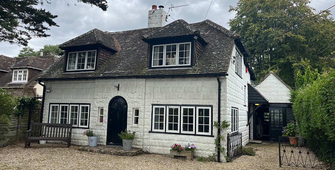 Beaulieu Cottage - Before front view